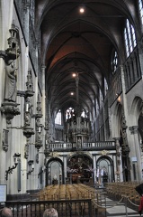 Inside Onze-Lievevrouwekerk1